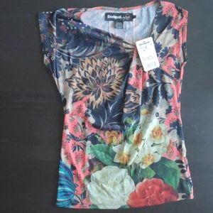 Desigual top